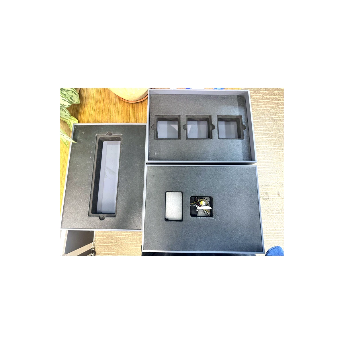 Accessories for S series demo case 1